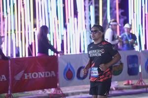 BIB: 2536
                            <button type="button" onclick="openModal(23201213)" class="btn btn-primary btn-sm float-right btn-popup" data-toggle="modal" data-target=".modal-high-quality">
                        <i class="fas fa-shopping-cart"></i> Add to Cart
                    </button>
                                            <button type="button" onclick="isThisMe(23201213, true)" class="btn btn-success btn-sm float-right btn-popup btn-isme hidden" data-toggle="tooltip" data-placement="bottom" title="นี่คือรูปของคุณใช่ไหม คลิกที่นี่เพื่อเอาเข้าอัลบั้ม">
                        <i class="fas fa-plus"></i> Add to album
                    </button>
                    <button type="button" onclick="isThisMe(23201213, false)" class="btn btn-warning btn-sm float-right btn-popup btn-isnotme hidden">
                        <i class="fas fa-ban"></i> Remove from album
                    </button>